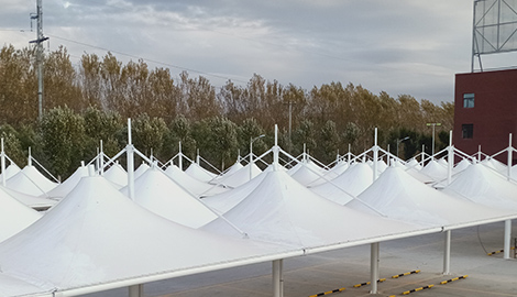 沈阳钢膜结构定制厂家提供停车棚,为你带来钢膜结构停车棚、遮阳棚设计! 沈阳钢膜结构定制厂家提供停车棚,为你带来钢膜结构停车棚、遮阳棚设计!