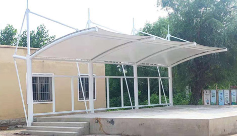 milan.com看台特点有哪些?